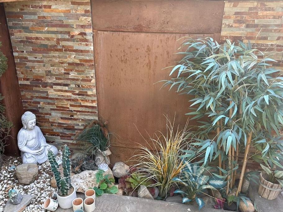 Espectacular Alojamiento Con Piscina En Lliria Exterior photo